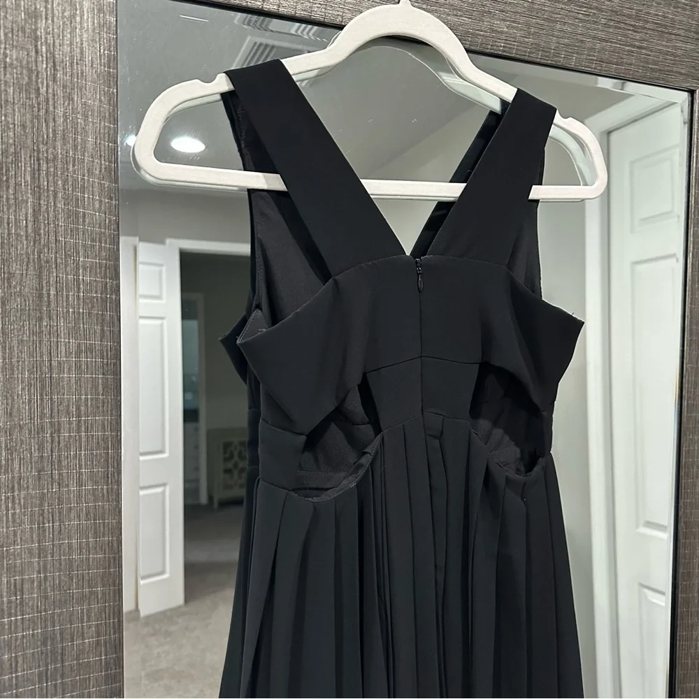 BCBGeneration Black Elegant Pleated Evening Gown Maxi Full Length Size 0 - Picture 8 of 13